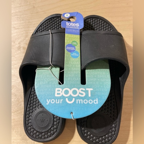 totes Other - Totes Silbounce Slides Men’s size 11 (Box 4)